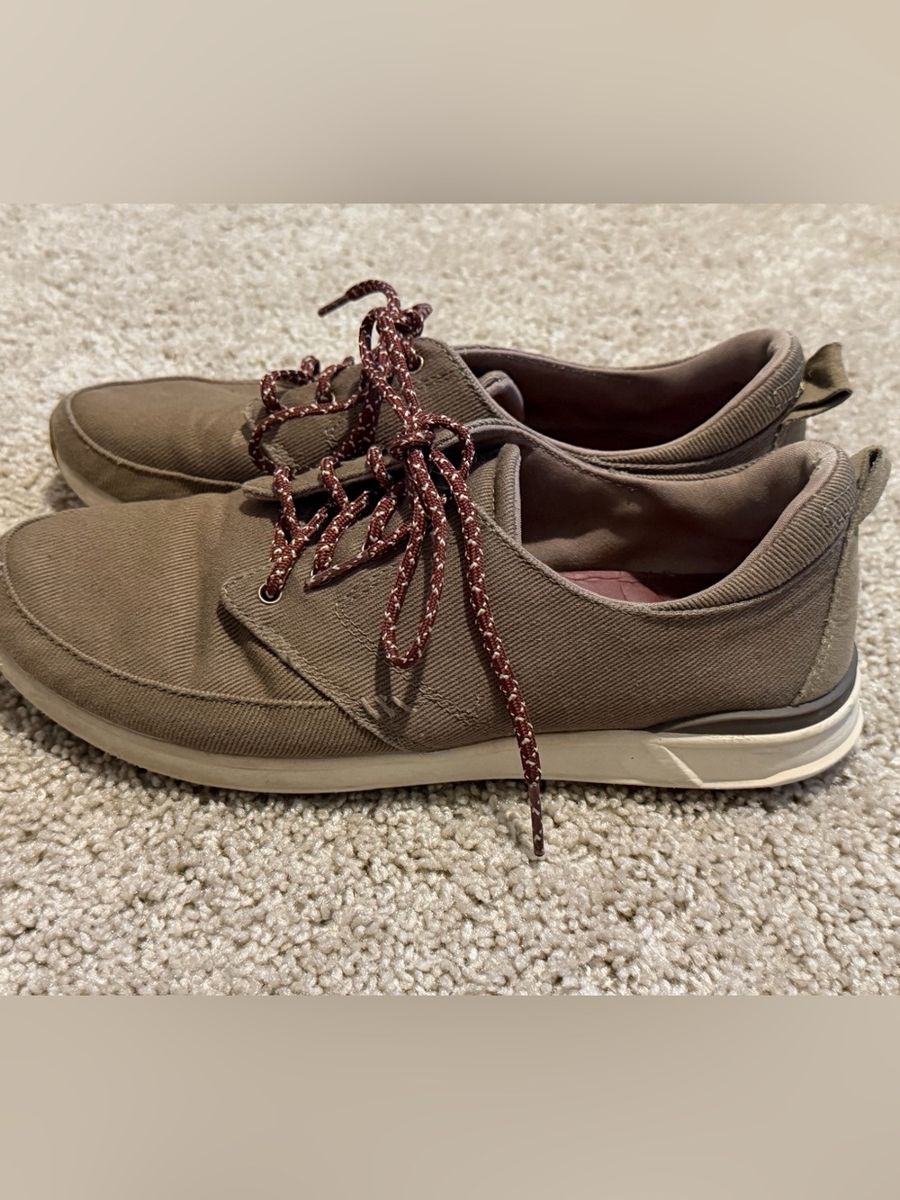 Reef Rover Low Brown Canvas Trainers Sneakers Women’s Size 8.5